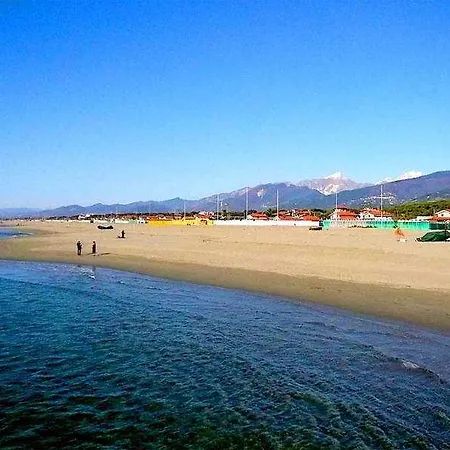 Отель Lupori