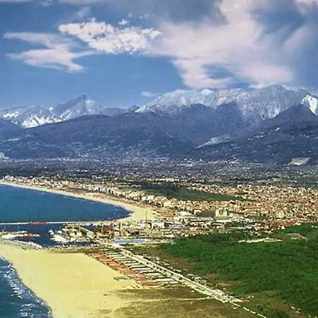 Lupori Szálloda Viareggio